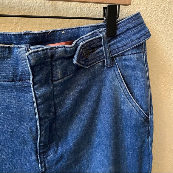 Pilcro Anthropologie Flare Jean - Picture 3 of 9